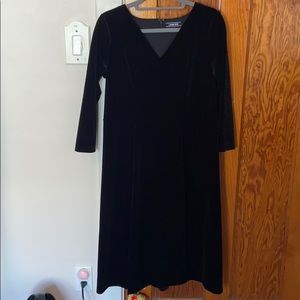 Lands End black V-neck dress